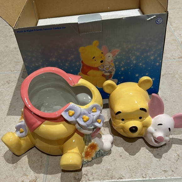 Pooh & Piglet Friends Forever Cookie Jar - Picture 2 of 6